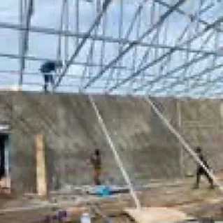 Roof trusses above newly built block walls